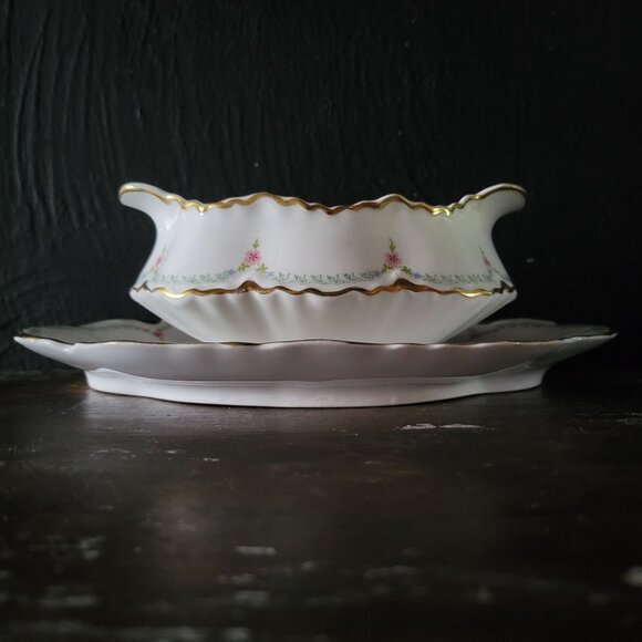Pope Gosser Gravy Boat w/ Attached Underplate Gold Trim Pink Flower Green Swag - Picture 3 of 12